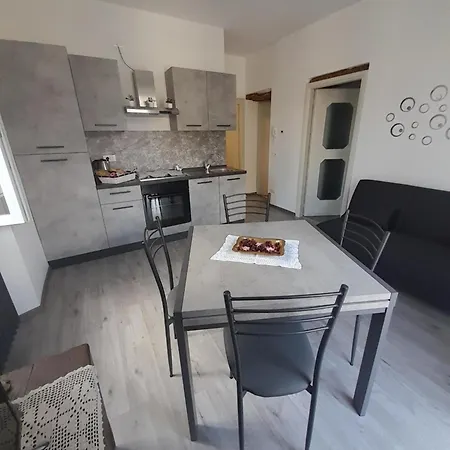 Lescen White Residence Lake View Appartement